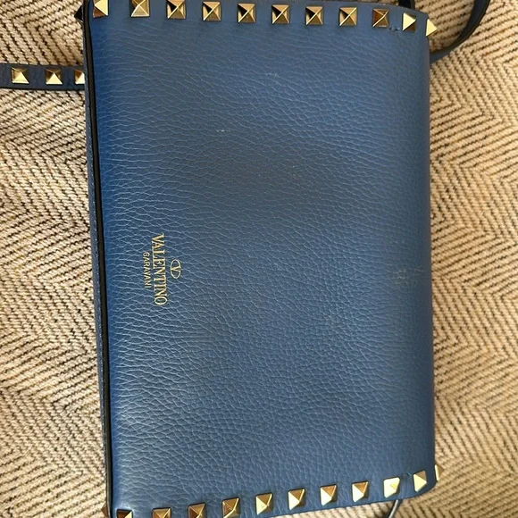 AUTHENTIC VALENTINO ROCKSTAR MEDIUM SHOULDER BAG - Picture 5 of 7